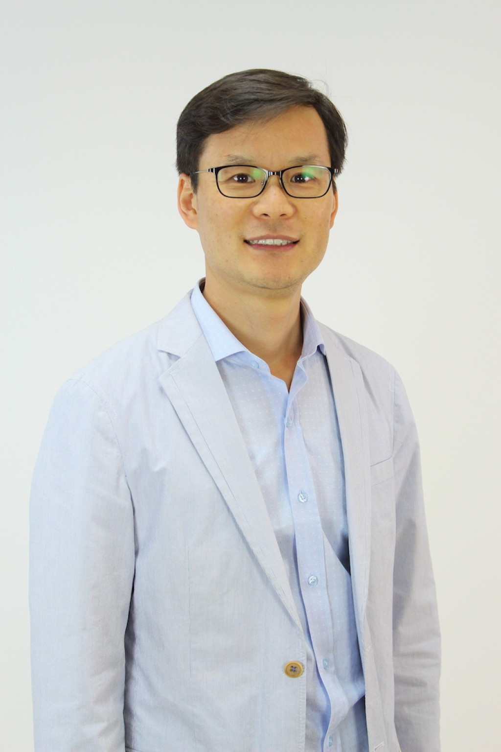 1632898406-Jongee Park.jpg